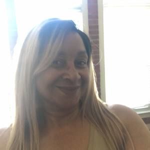 Meet your Posher, Myra